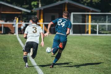 U17国足新星万项闪耀赛场，独造三粒助攻！（配图示意）
